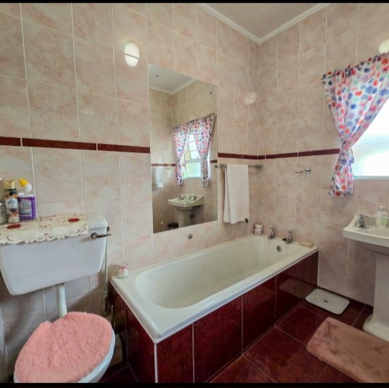 3 Bedroom Property for Sale in Berea Eastern Cape